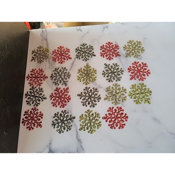 Snowflake Christmas Ornament Lot - Picture 10 of 10